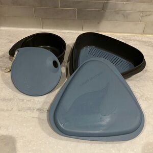 Primus light my fire blue / grey 2 containers with lids and one strainer.